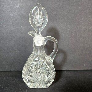 Vintage Cut Lead Crystal Cruet Decanter With Starburst Design & Matching Stopper